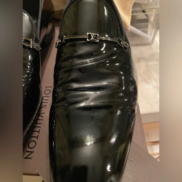 Louis Vuitton | Shoes | Louis Vuitton Classic Tuxedo Shoes  display picture 2